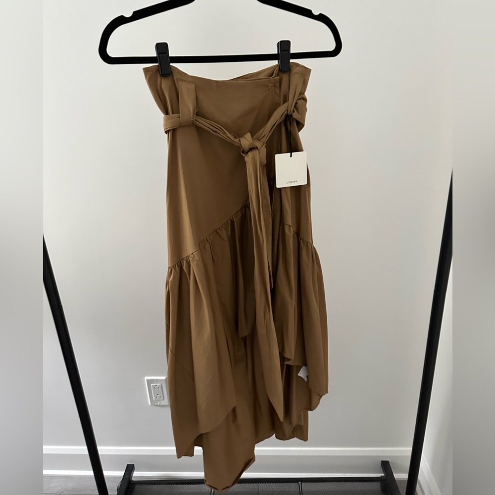 🟠 2/40$ NWT high to low skirt